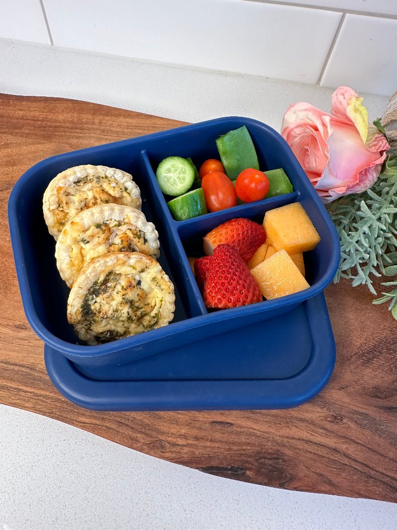 Adventure snacks silicone 3 compartment- royal blue