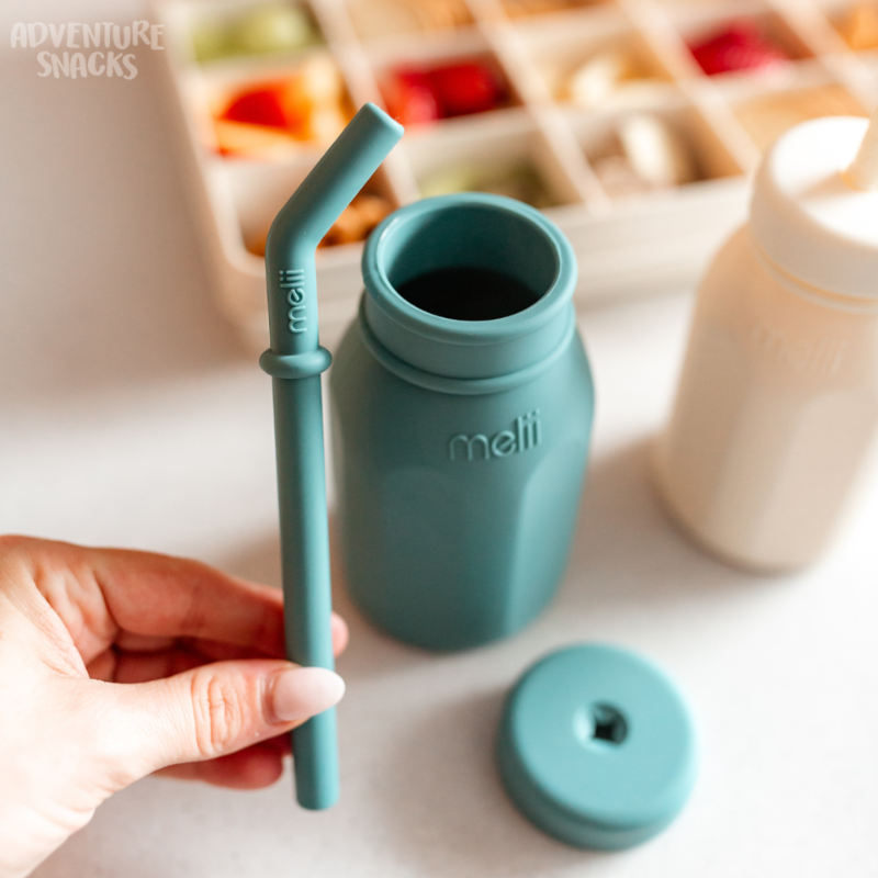 Melii silicone straw bottle