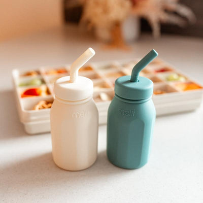 Melii silicone straw bottle