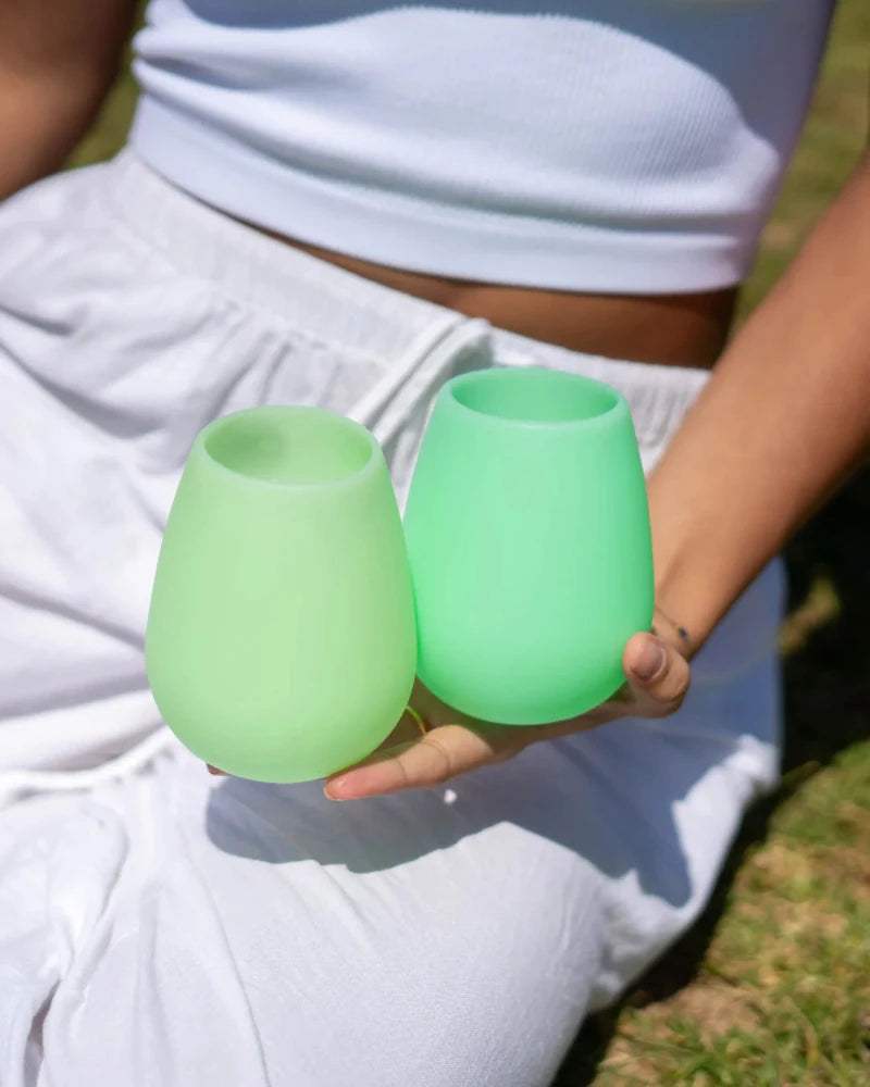 Porter Green silicone tumblers- gerbera & leaf